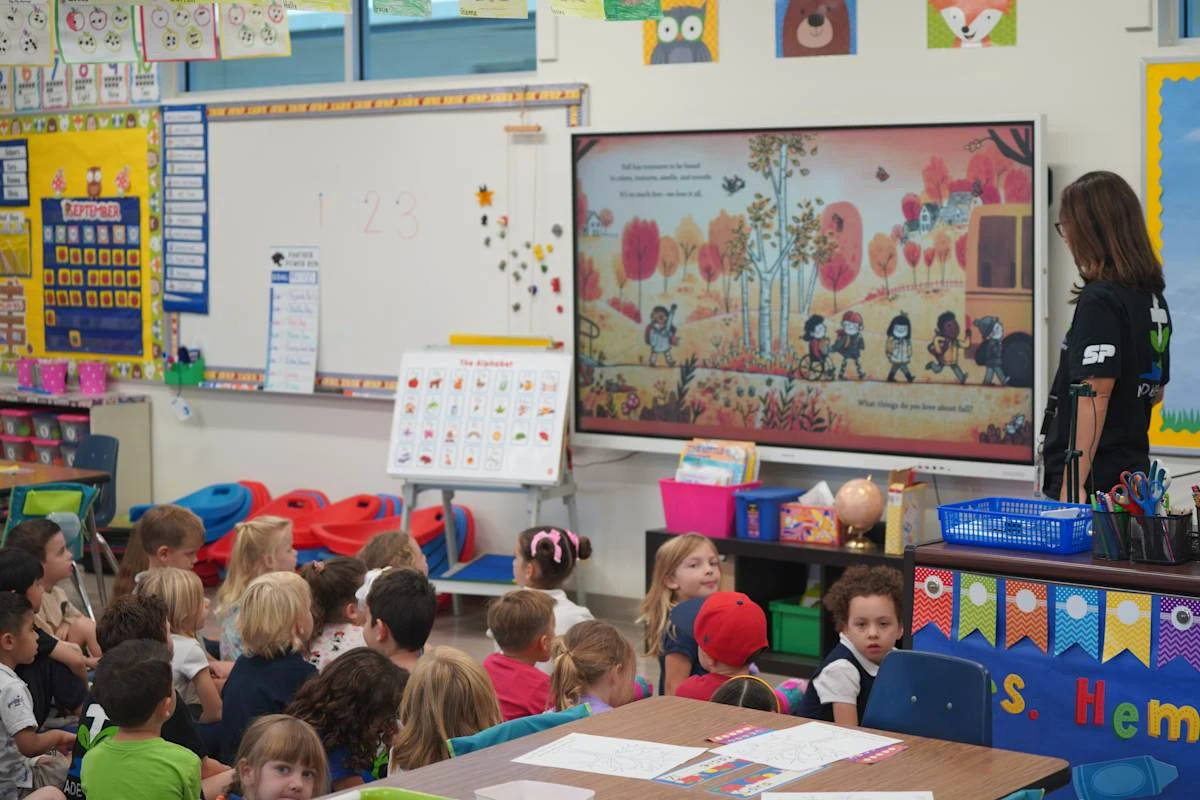 Group reading in an early-years classroom