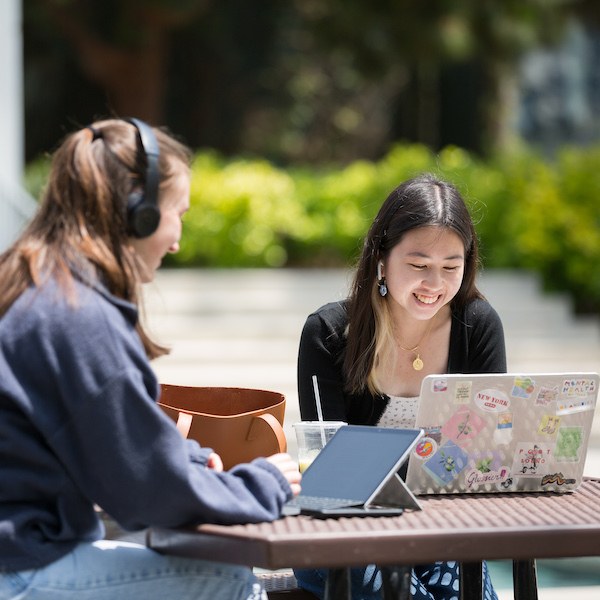 Laptop collaboration in an LMU outdoor study area