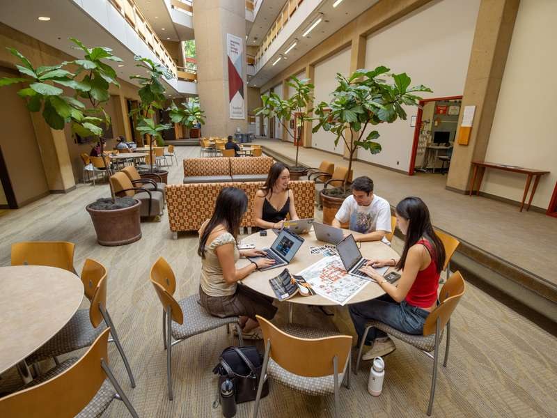 Stanford室内公共学习空间